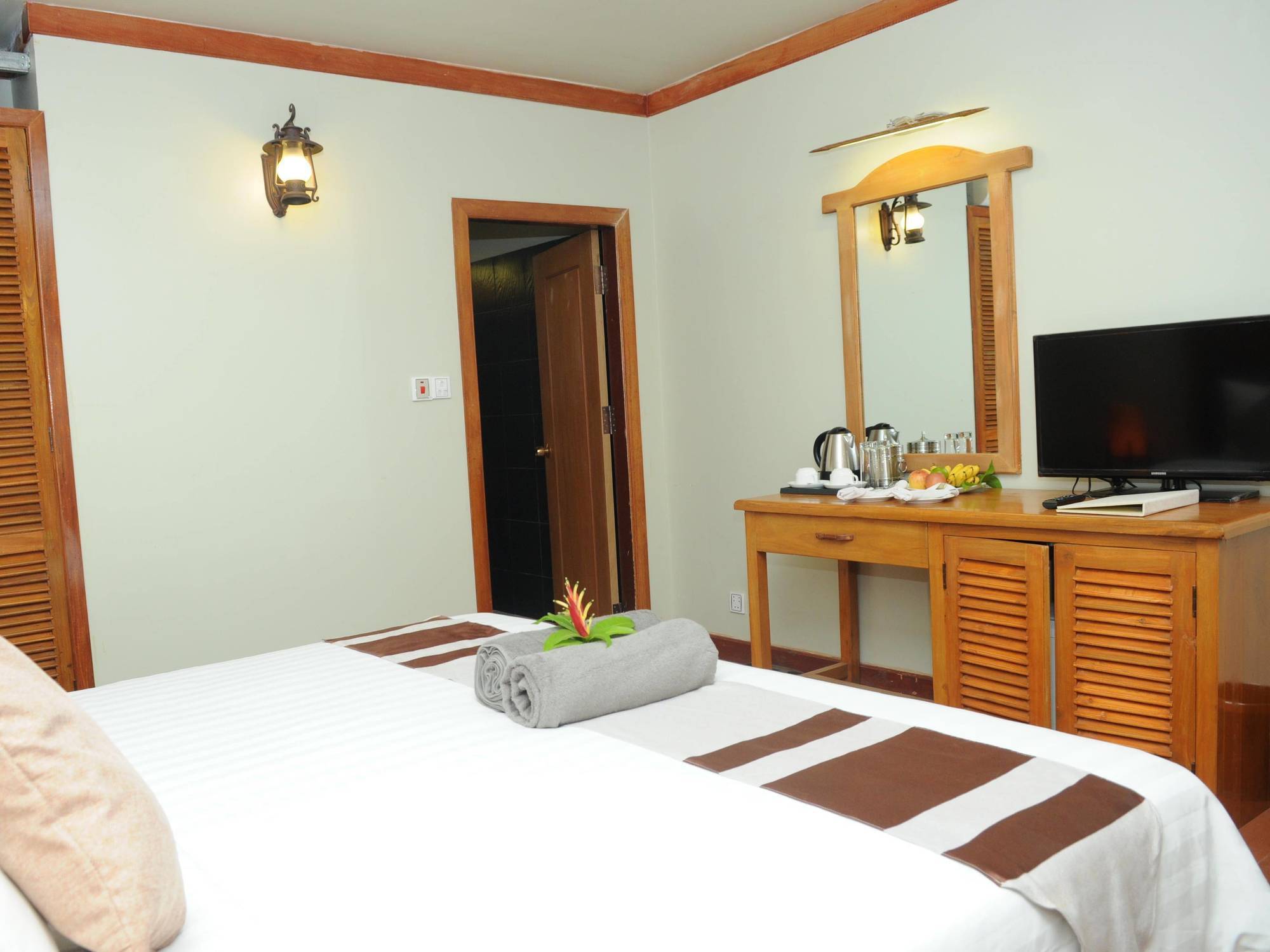 The Visnu Boutique Hotel Sihanoukville Buitenkant foto